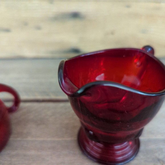 Vintage 1930s Ruby Red New Martinsville Glass Moondrops Creamer & Sugar Set - Picture 4 of 10